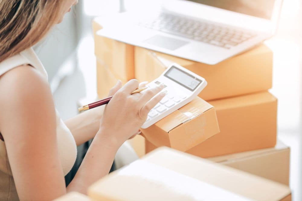 How much does it cost to ship the smallest package