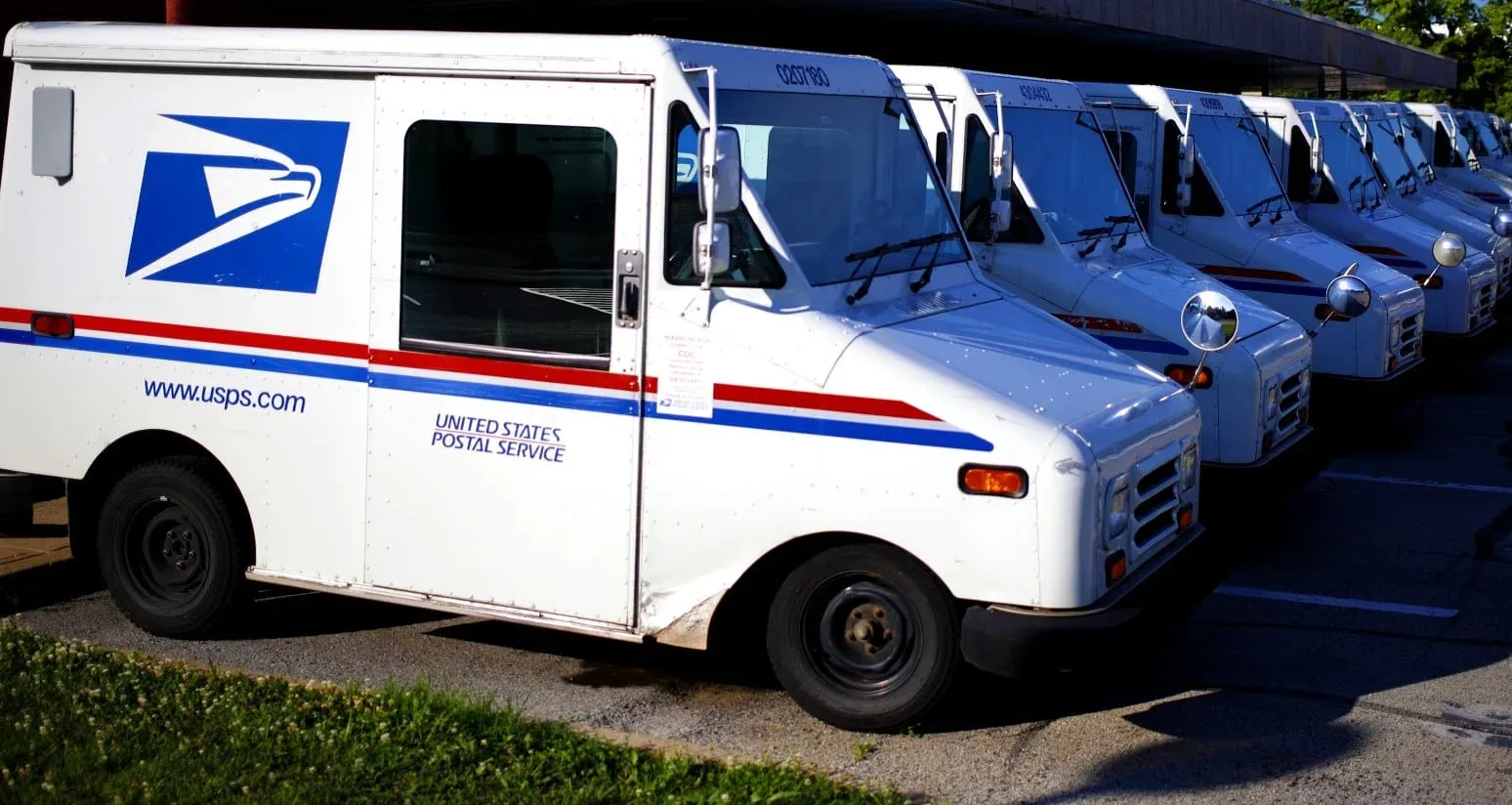 Are You Overlooking USPS Ground Advantage as an Alternative to FedEx and UPS Ground?