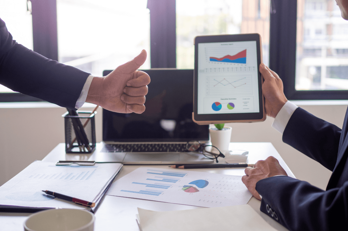 Understanding UPS and FedEx Peak Season Surcharges Navigating the Highs and Lows for 2023 and Beyond