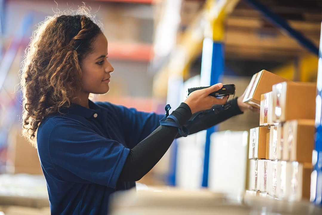 What is the cheapest way to ship small parcels?